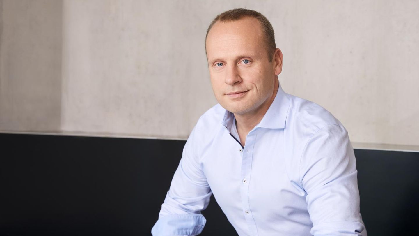 Der-Wirtschaftspodcast-Angriff-auf-Douglas-Der-Aufstieg-des-Onlineh-ndlers-Flaconi