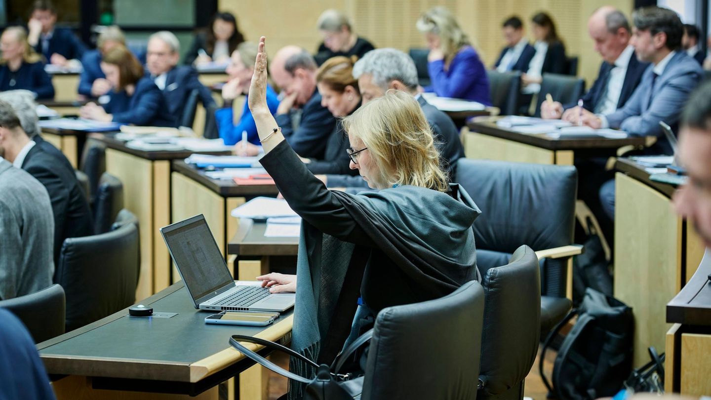 Krankenversicherung-Bundesrat-stoppt-Sparpaket-f-r-stabile-Krankenkassenbeitr-ge