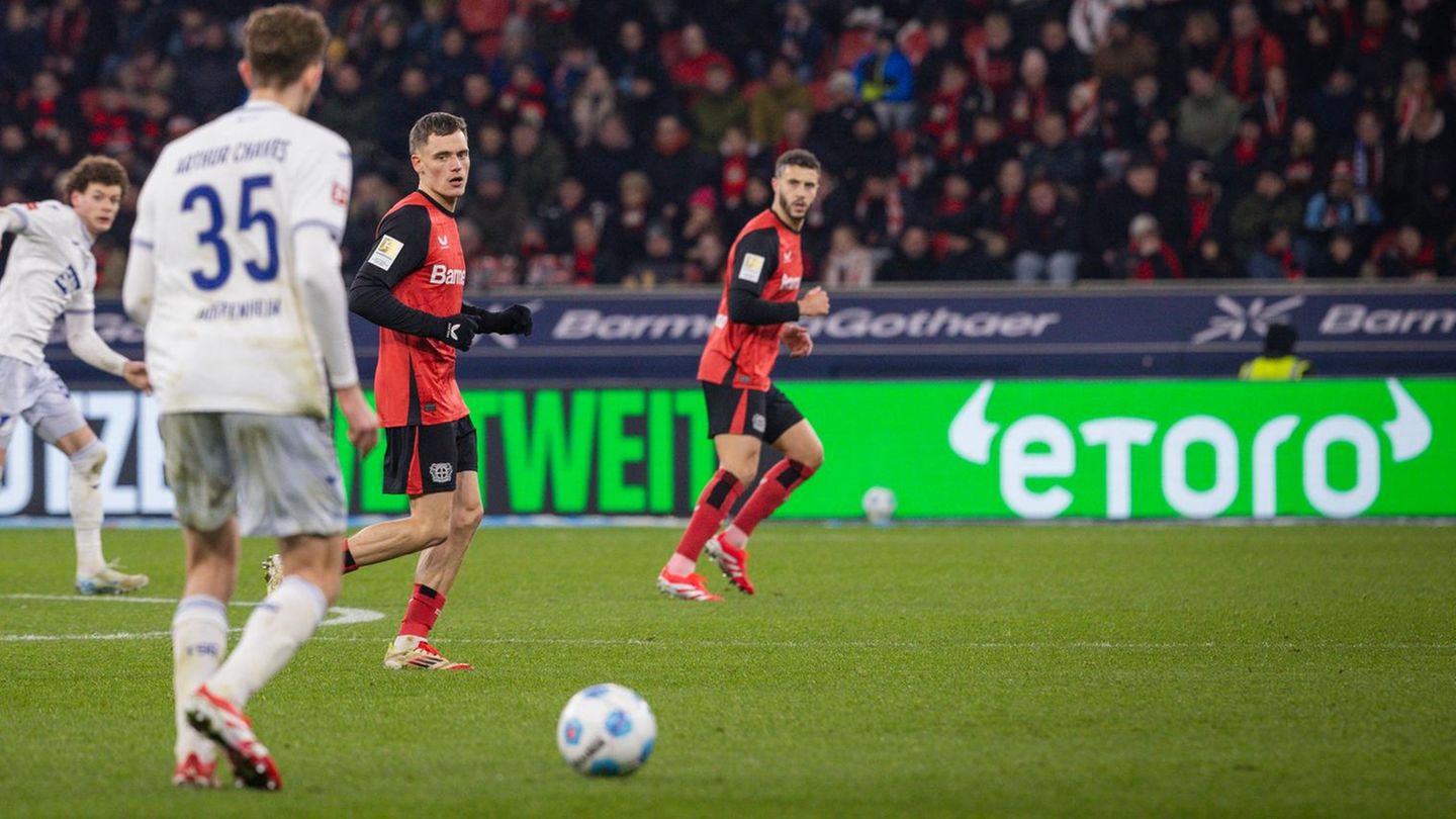 Trading-Firma-Bundesliga-Werbung-im-Stadion-Wer-steckt-eigentlich-hinter-Etoro-Capital-