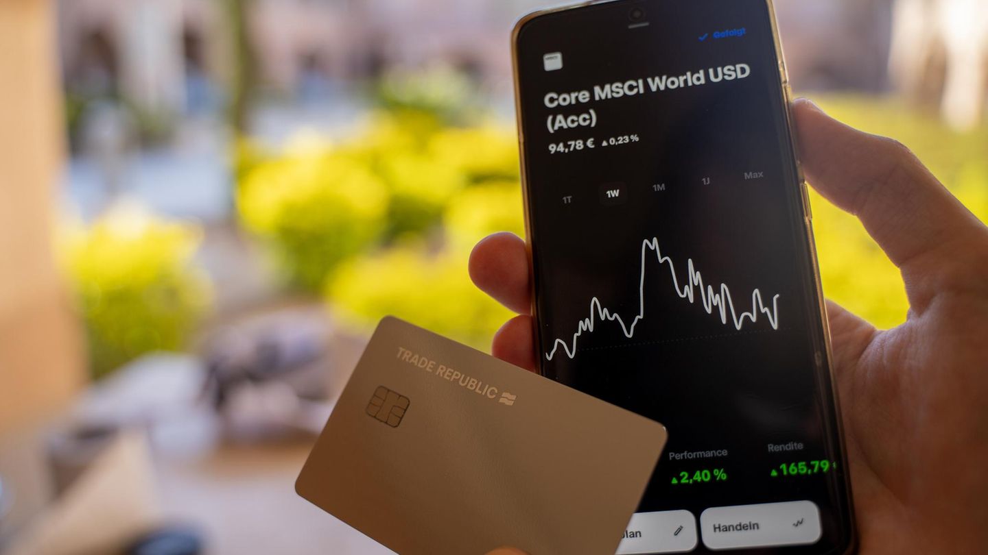 ETF-im-Fokus-Lohnt-sich-der-kleine-Bruder-des-MSCI-World-ETF-Capital-