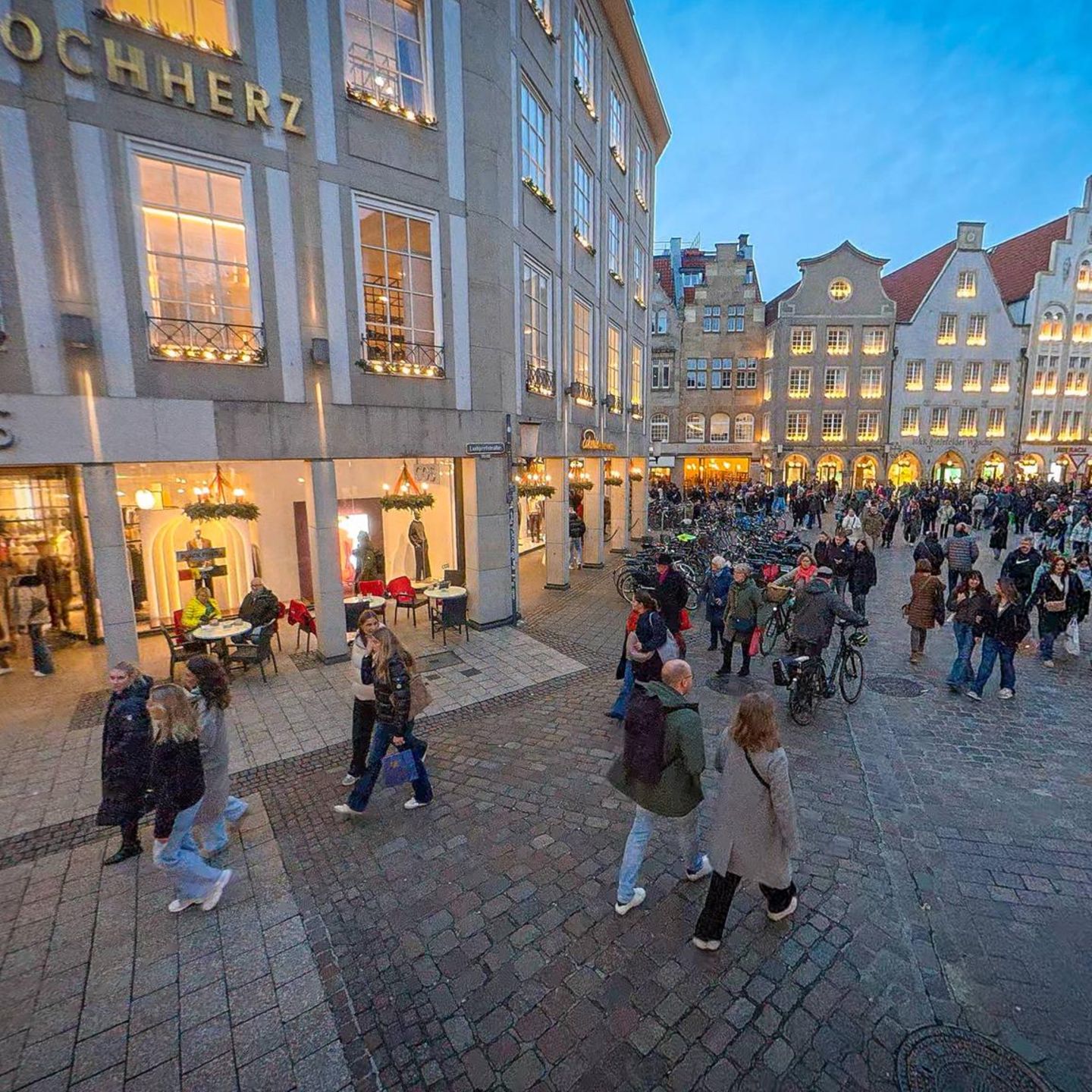 mann hat sex mit sexpuppe Temu und Shein ruinieren das Weihnachtsgeschäft im Einzelhandel