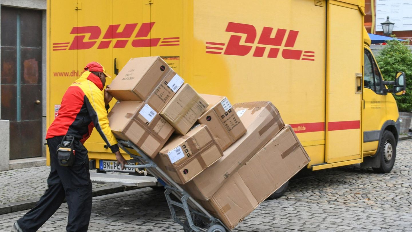Wie-viele-Pakete-schafft-ein-Paketzusteller-am-Tag-