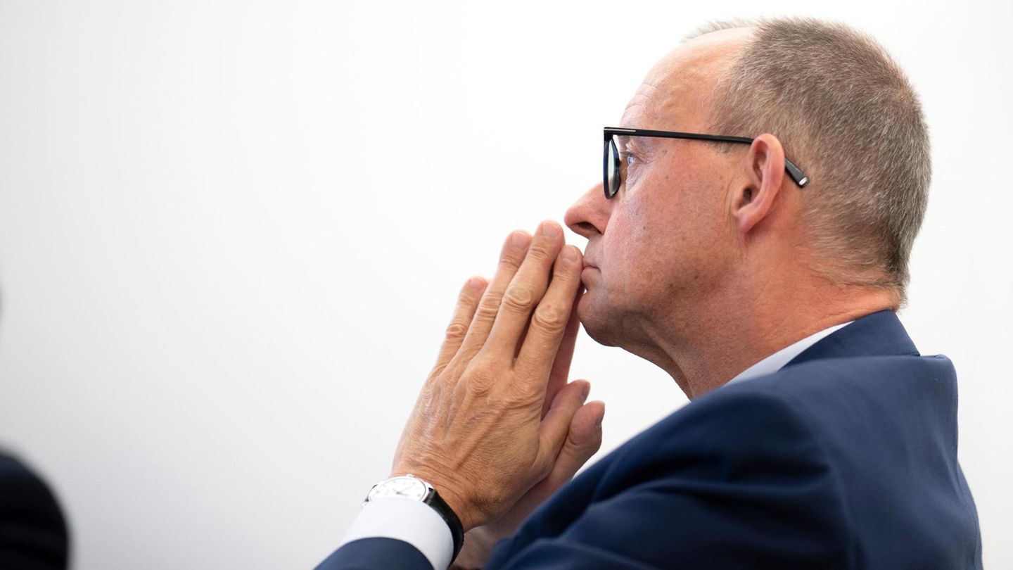 Friedrich-Merz-Was-macht-der-Kanzler-denn-jetzt-schon-wieder-Capital-