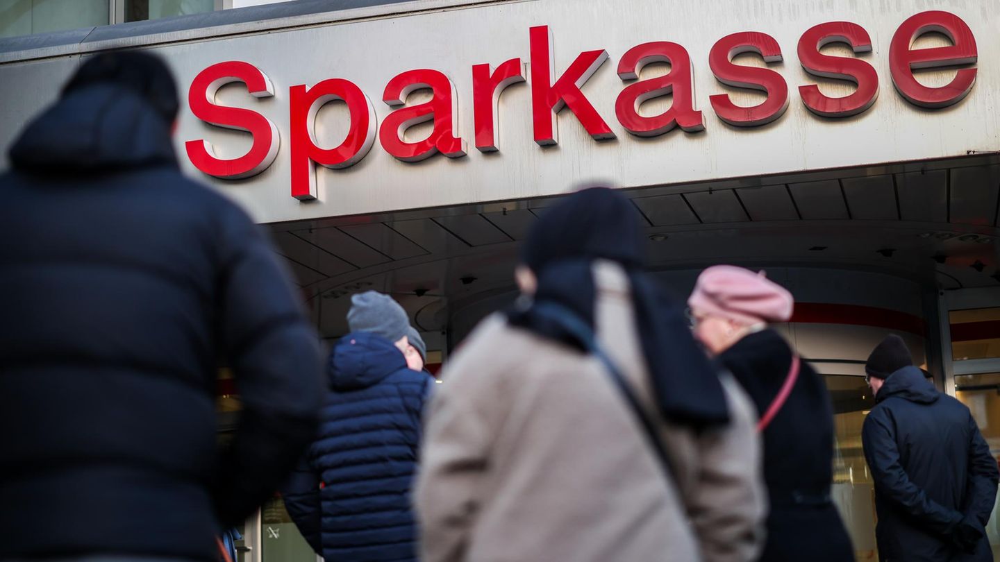 Gelsenkirchen-Unversteuertes-Geld-und-Clan-Verm-gen-Sparkassen-Beute-ungew-hnlich-hoch