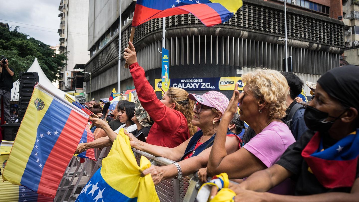 Finanzm-rkte-lpreis-reagiert-verhalten-auf-Venezuela-Krise-Gold-steigt