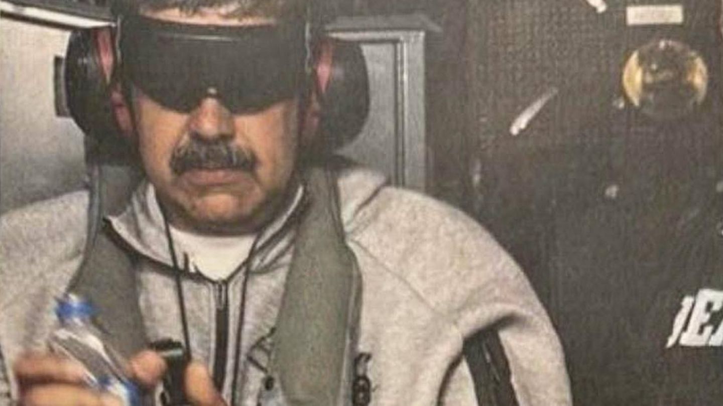 Grauer-Trainingsanzug-Maduro-Memes-und-Milliarden-Die-berraschende-R-ckkehr-von-Nike-Capital-