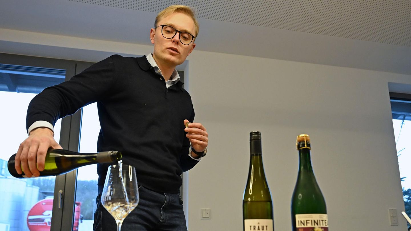 Genuss-0-0-Prozent-Warum-alkoholfreier-Wein-im-Trend-ist