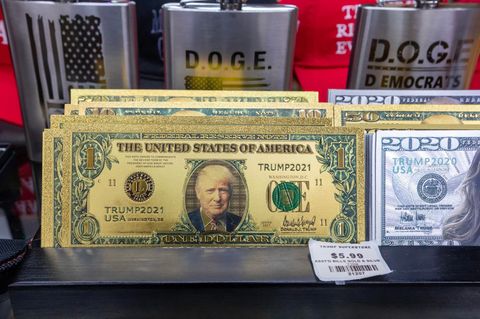 Dollarschein mit dem Konterfei Donald Trumps