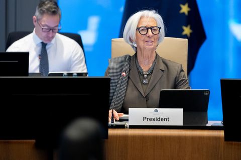 EZB-Präsidentin Christine Lagarde bei der Ratssitzung in Frankfurt