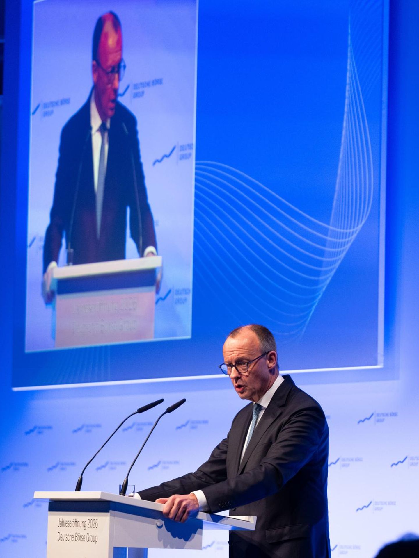 Kanzler Friedrich Merz spricht beim Jahresempfnag der Deutschen Börse