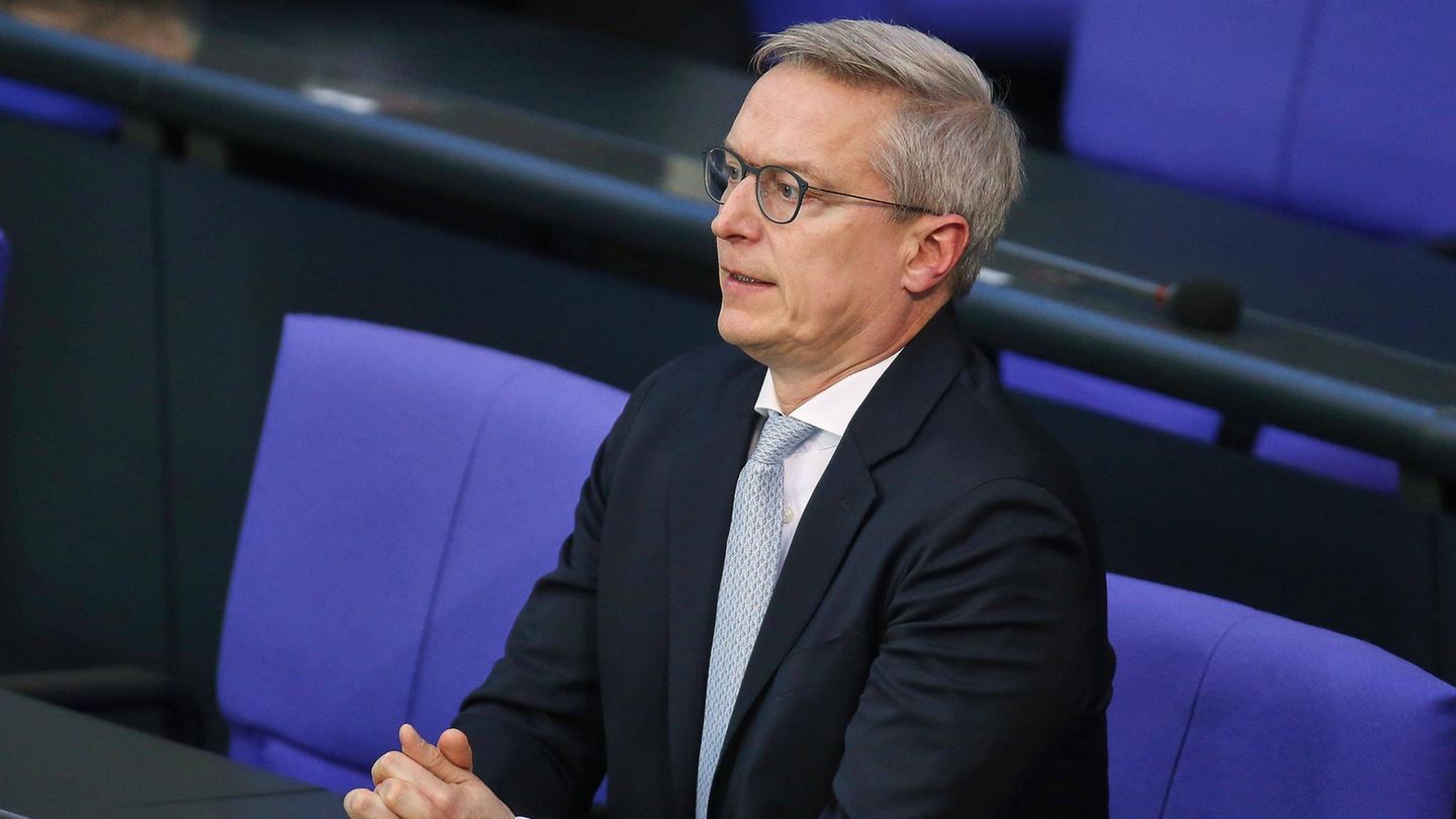 Wildberger versucht sich in digitaler Industriepolitik