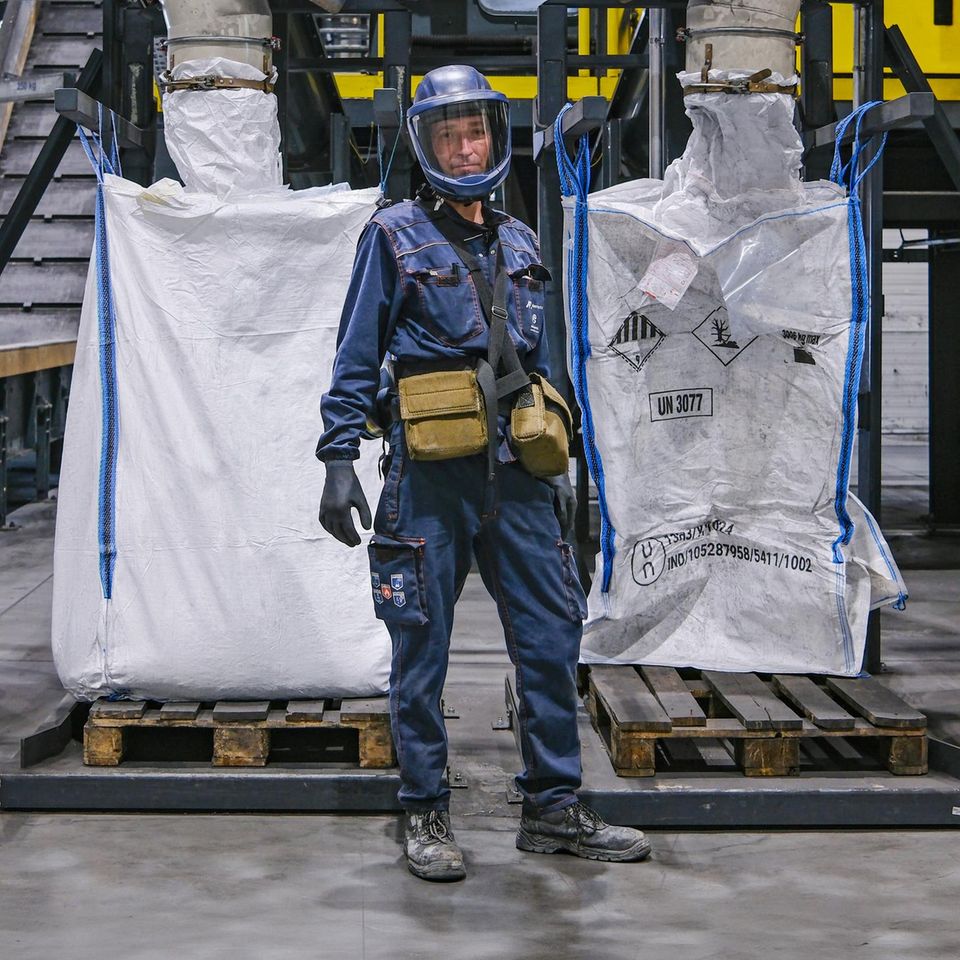 Recycling: Arbeiter Elemental Group