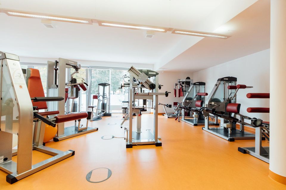 Genug Equipment für die Reha-Ertüchtigung ist in der Atos-Klinik vorhanden, nur an der Organisation des Trainings mangelt es
