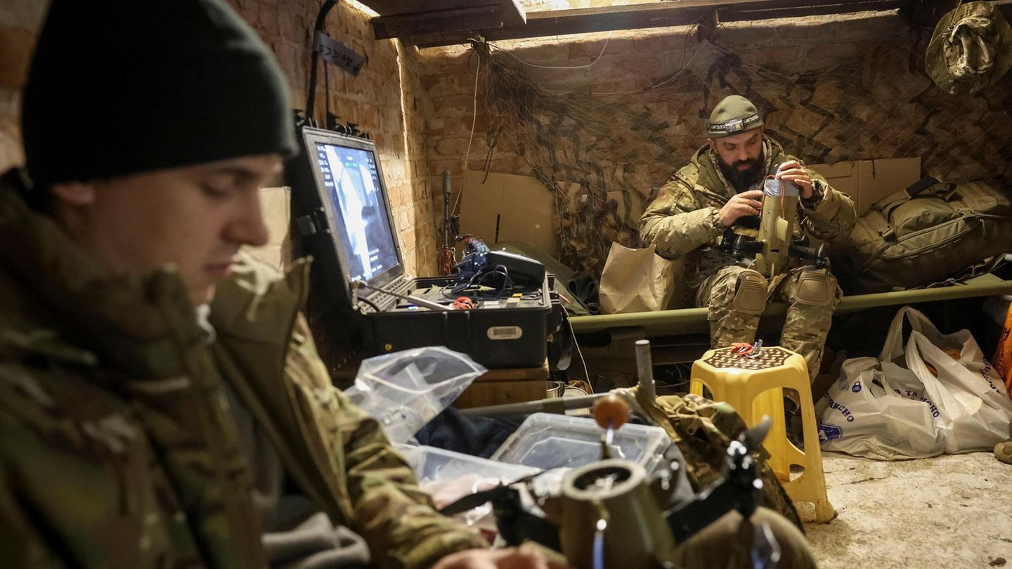 Krieg mit Russland: Waffen aus dem Drucker und viel Pragmatismus – wie sich die Ukraine wehrt | Capital+