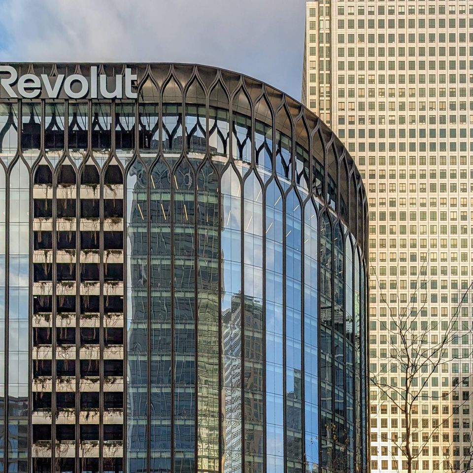 Die Neobank Revolut hat im vergangenen Jahr ein imposantes Gebäude im Londoner Bankenviertel bezogen.