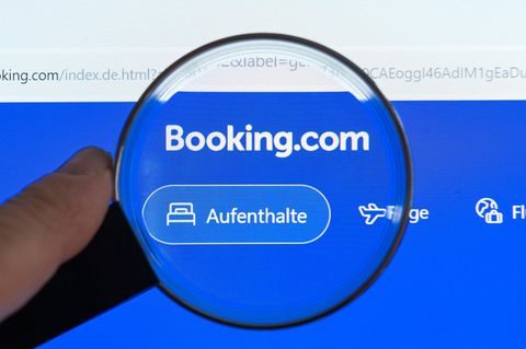 Booking.com-Chef Glenn Fogel vergleicht das Aufkommen von KI mit der Einführung von Google