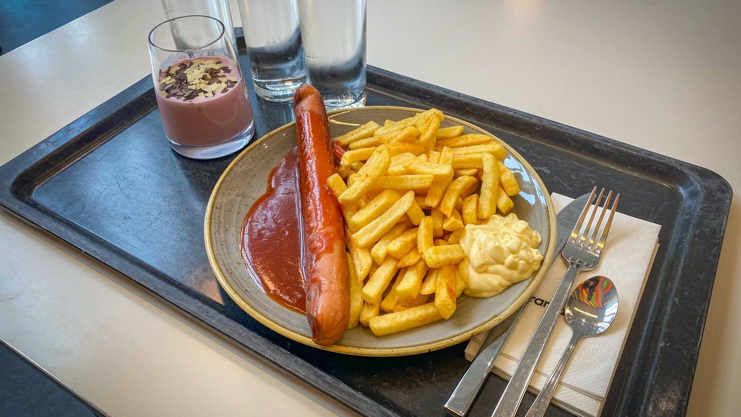 Kantinen-Ranking: Currywurst-Comeback: Das sind die beliebtesten Gerichte in Kantinen