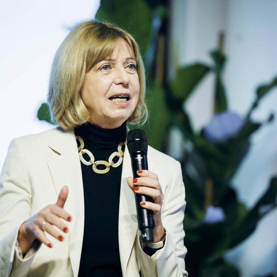 Anja Mikus, Vorstandsvorsitzende des deutschen Staatsfonds Kenfo