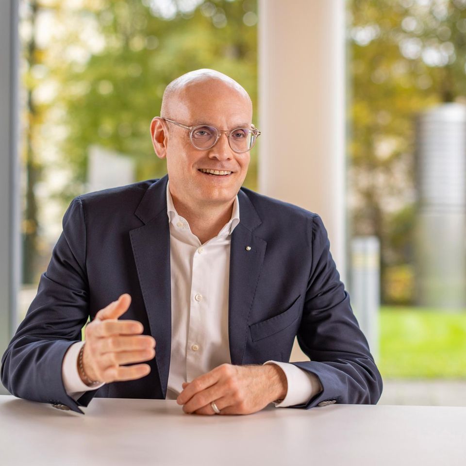 Martin Babilas ist seit 2016 Vorstandsvorsitzender des Chemiekonzerns Altana