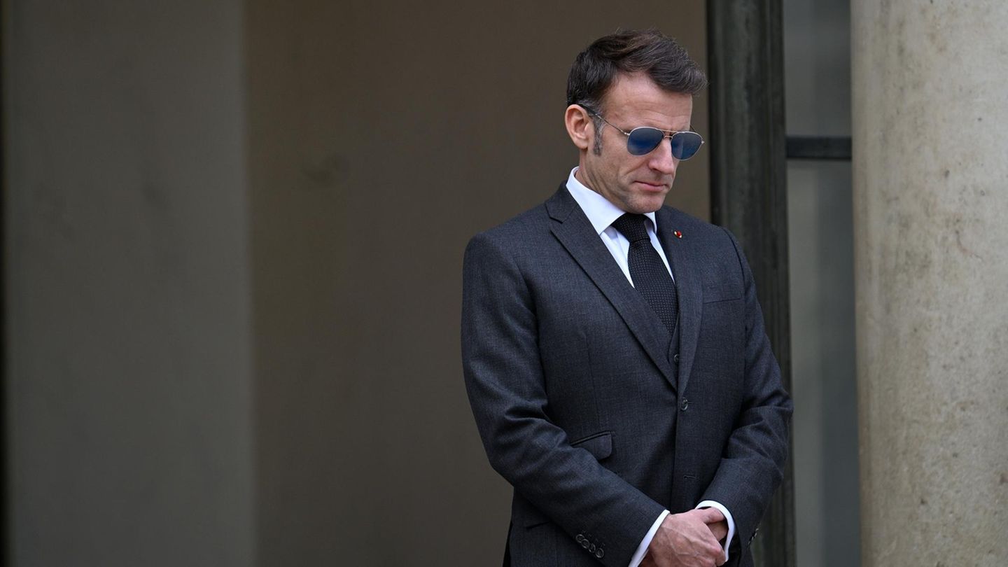 Macron-im-Niedergang-Die-Sonne-geht-unter-Capital-