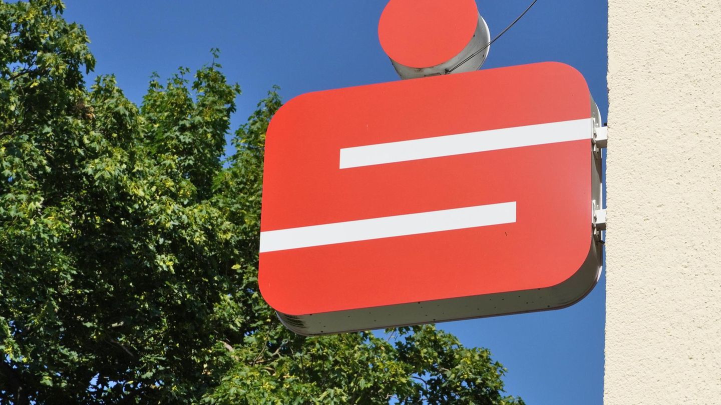 Exklusive Studie: Wie sich Sparkassen und Volksbanken gegen Neobanken wehren können