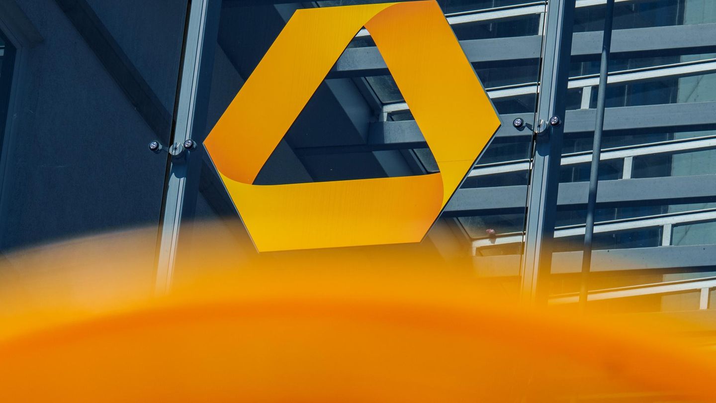Übernahmeschlacht: Unicredit hat die Commerzbank im Griff