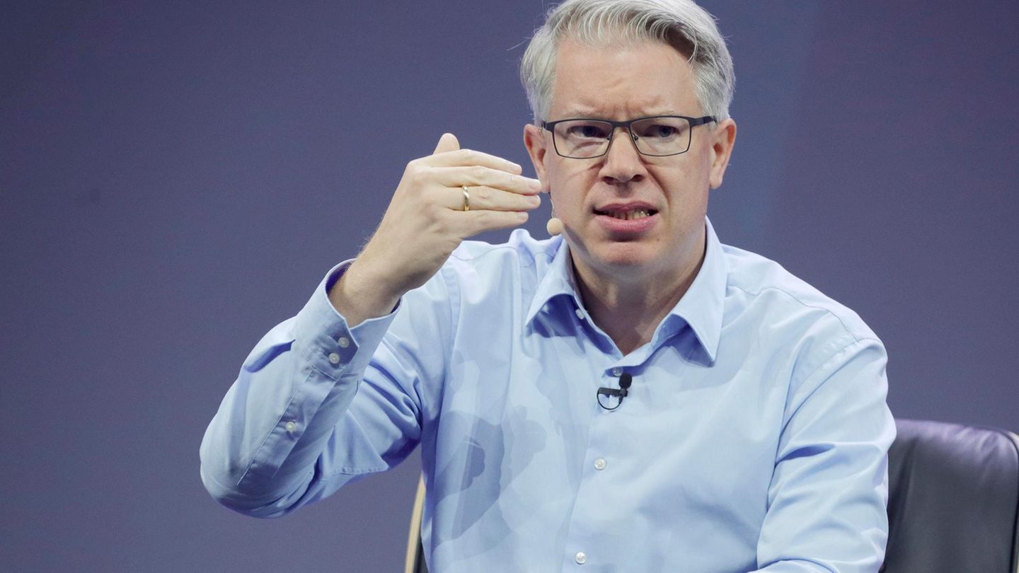 Trotz hoher Rendite: Kaum Zuflüsse für KI-ETF von Frank Thelen | Capital+