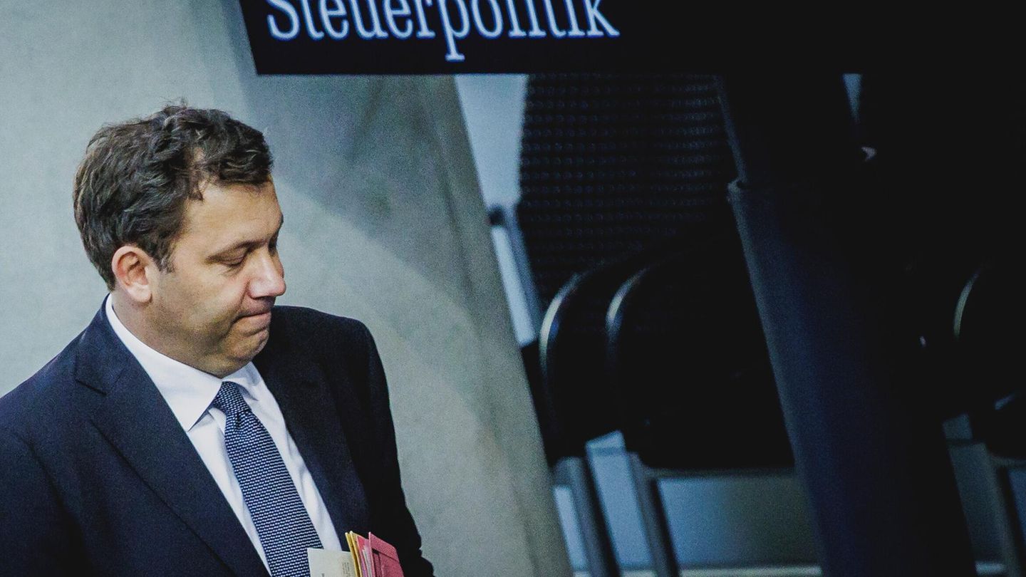 Steuerreform: Klingbeil nimmt Steuerpläne für Vereine zurück