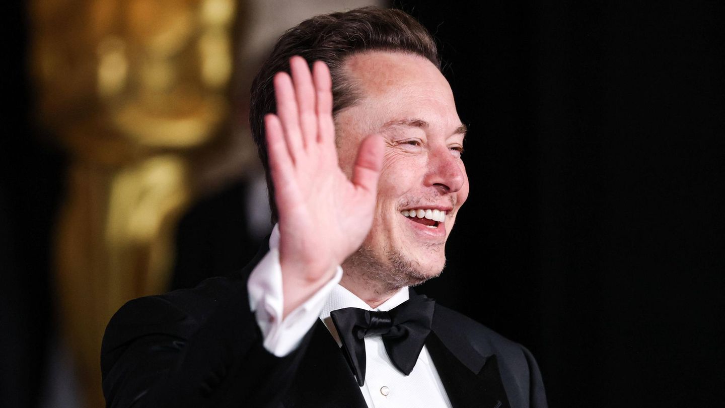 Video: „Terafab“: Elon Musk will das teuerste Gebäude der Welt bauen