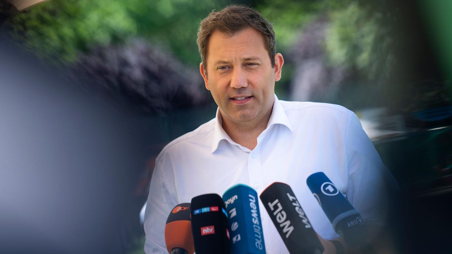 Kolumne: Klingbeil fehlt der Mut zur großen Steuerreform