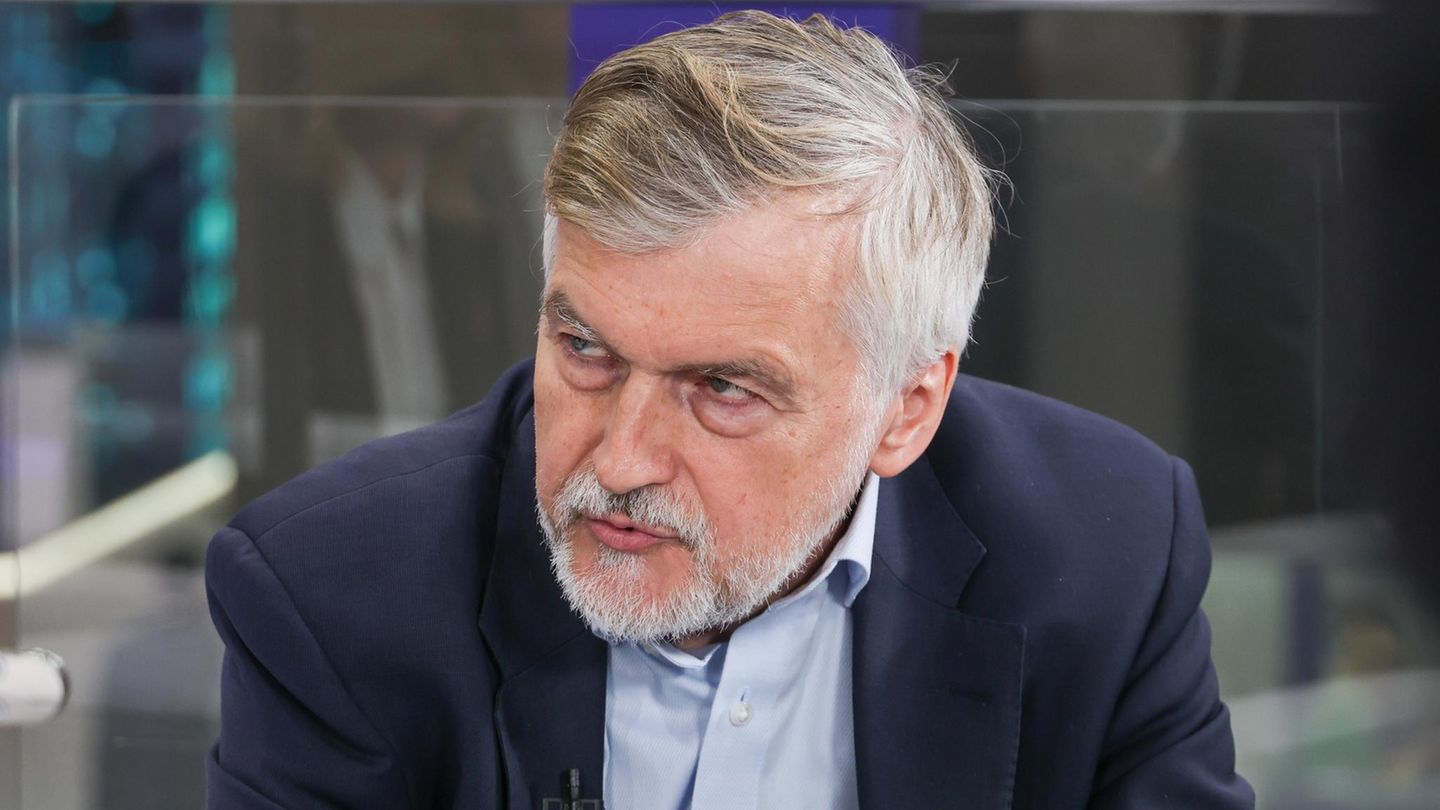 Ukrainekrieg: Ökonom sagt Russland Niederlage voraus – und wird gefeuert