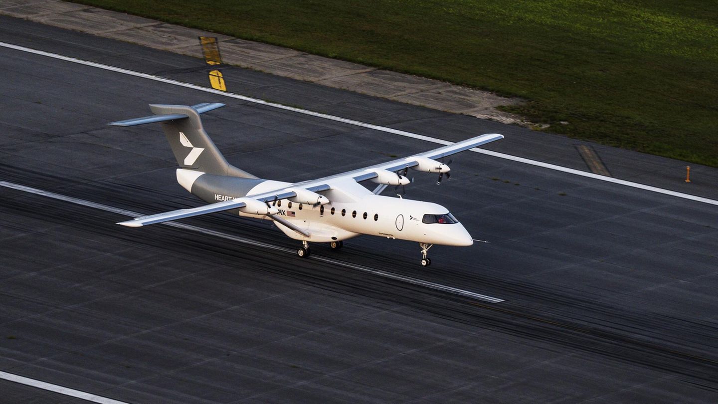 Video: Elektroflugzeug hebt erstmals ab: Ist das die Zukunft der Luftfahrt?