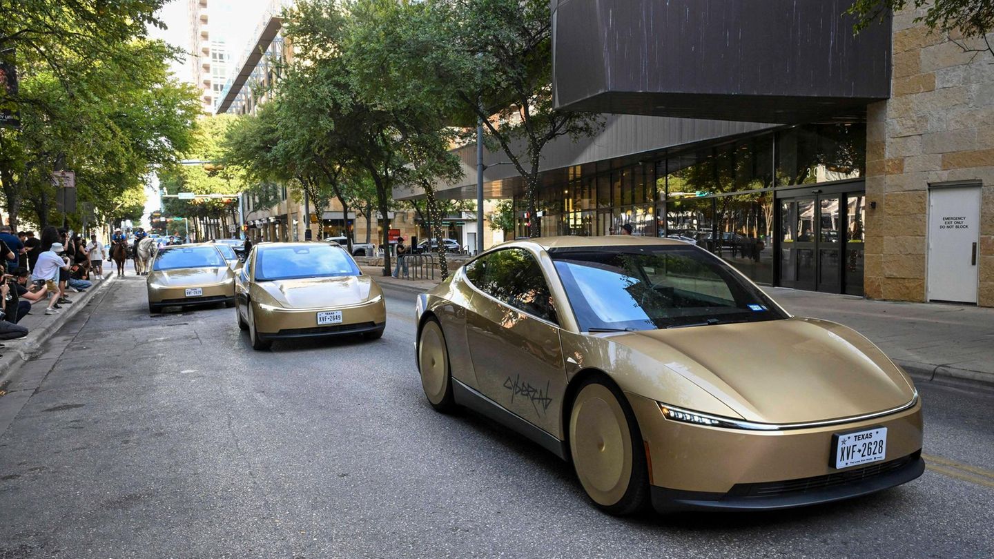 E-Auto: Tesla schickt autonom fahrendes Cybercab auf die Straße