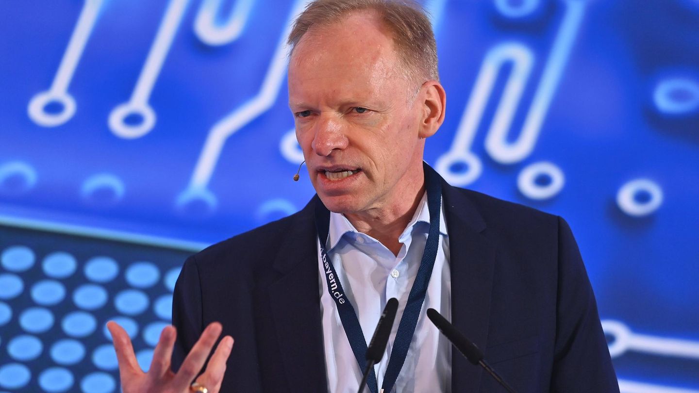 Clemens Fuest: „Wähler haben das Recht, sich für wirtschaftlichen Niedergang zu entscheiden“ | Capital+