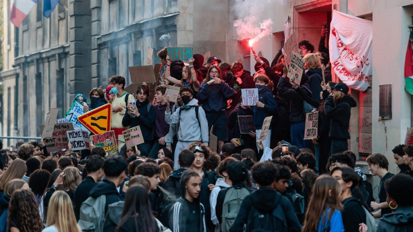 Renditeanstieg: Droht Frankreich eine Schuldenkrise? | Capital+