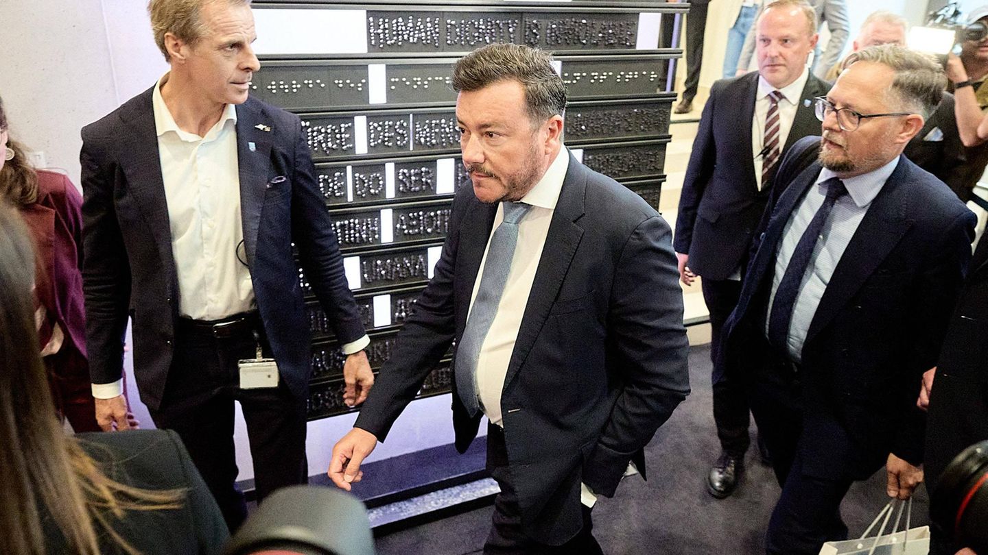 Hausarrest statt Haft: Benko darf das Gefängnis verlassen – mit Fußfessel und Auflagen