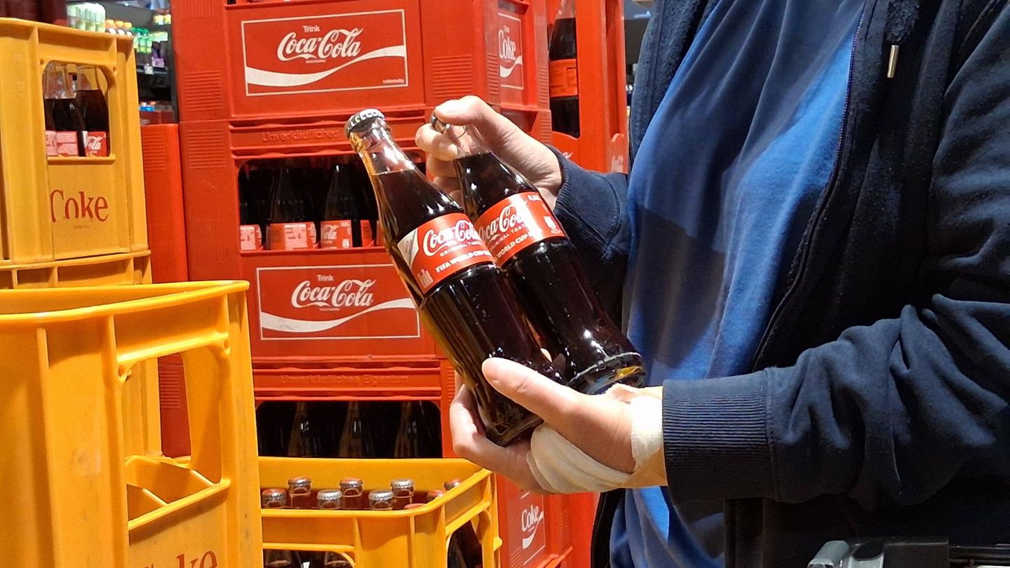 Zuckersteuer-Rechner: So viel teurer werden Cola, Fanta, Red Bull und Co. | Capital+