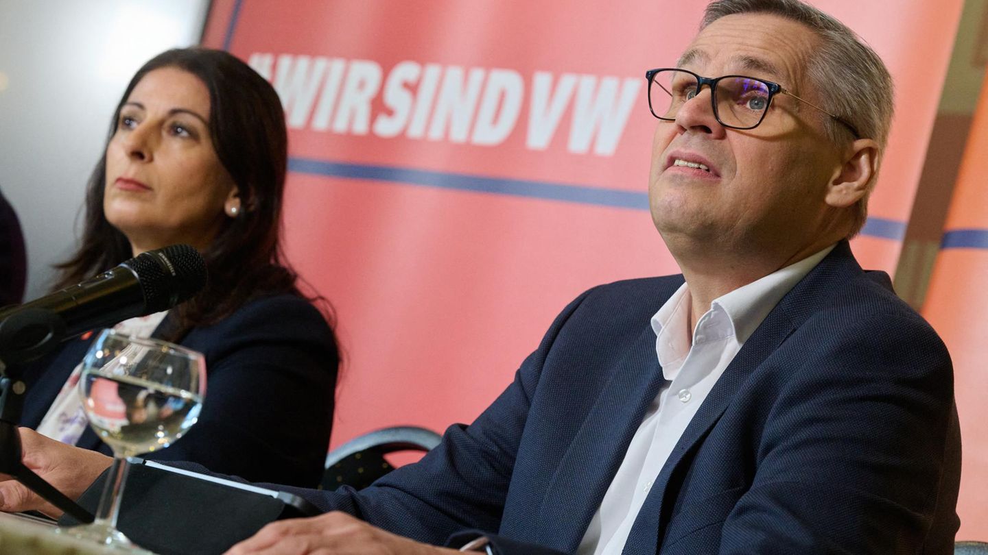 Tarifstreit: VW-Krise: Worüber Vorstand und Arbeitnehmer jetzt sprechen