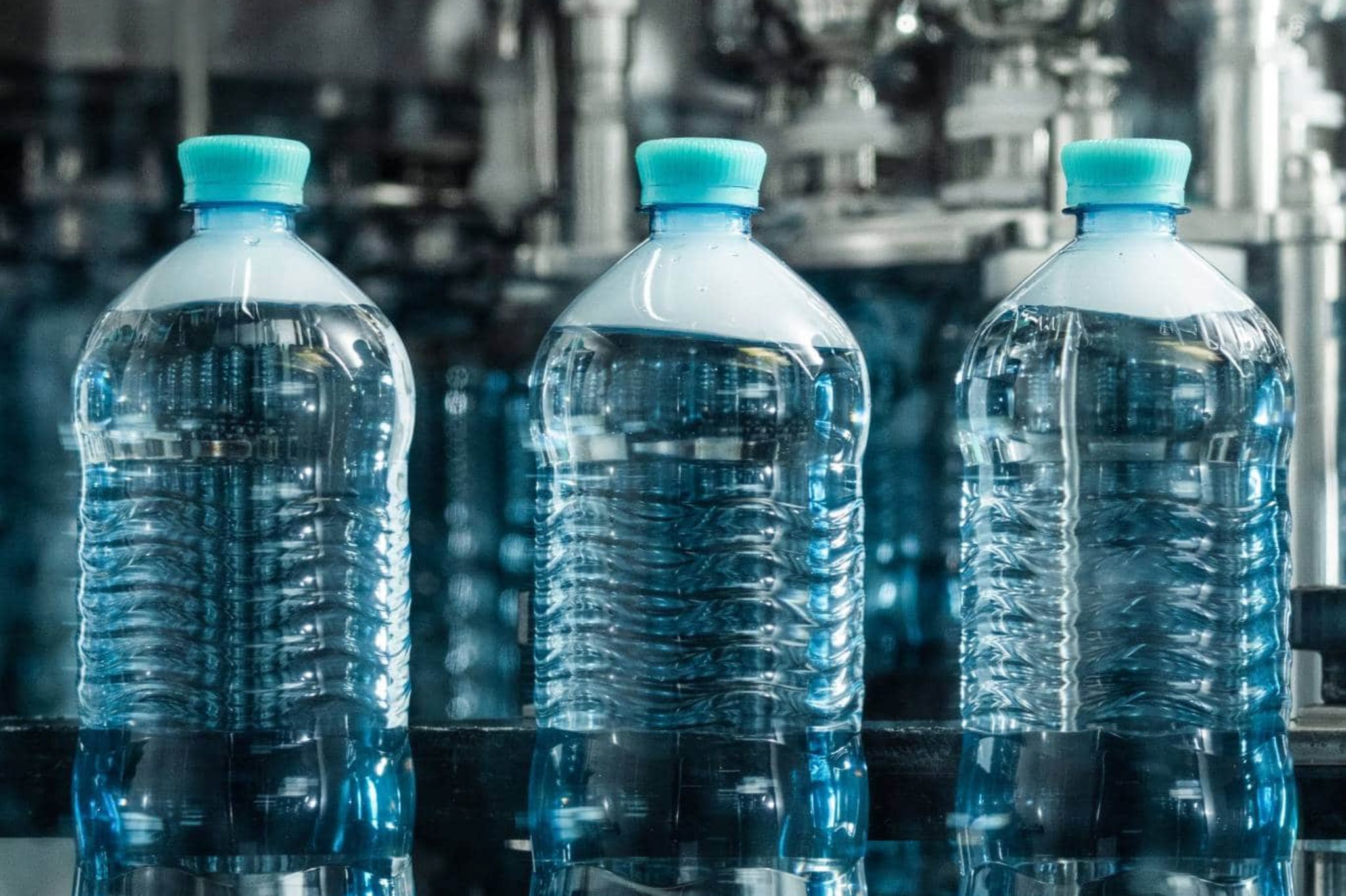 Das Start-up-Unternehmen Luft nach oben produziert Trinkflaschen