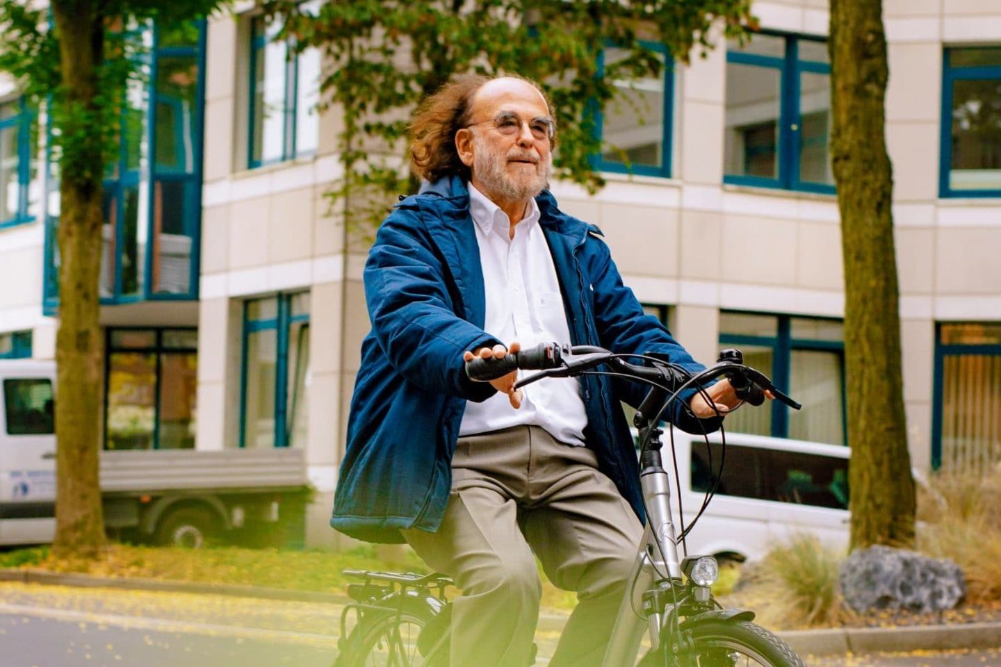 Nachhaltigkeit fängt bei einem selbst an. Deswegen nimmt Alfred Platow in Düsseldorf am liebsten das Fahrrad